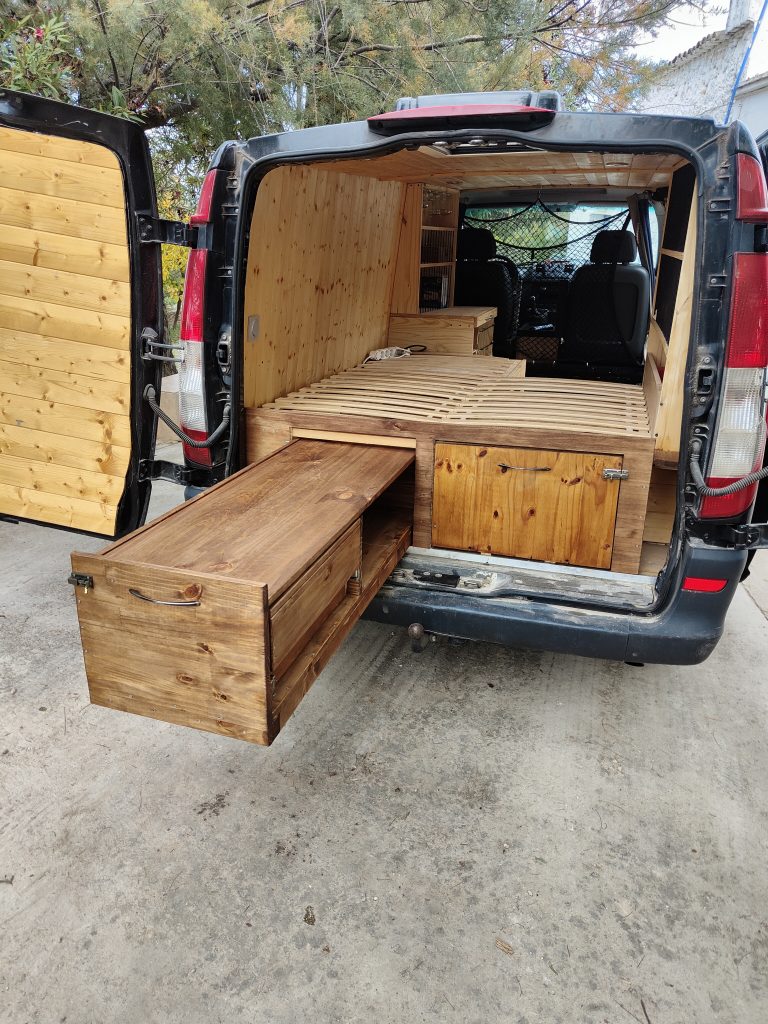 Camperización vehículo 2