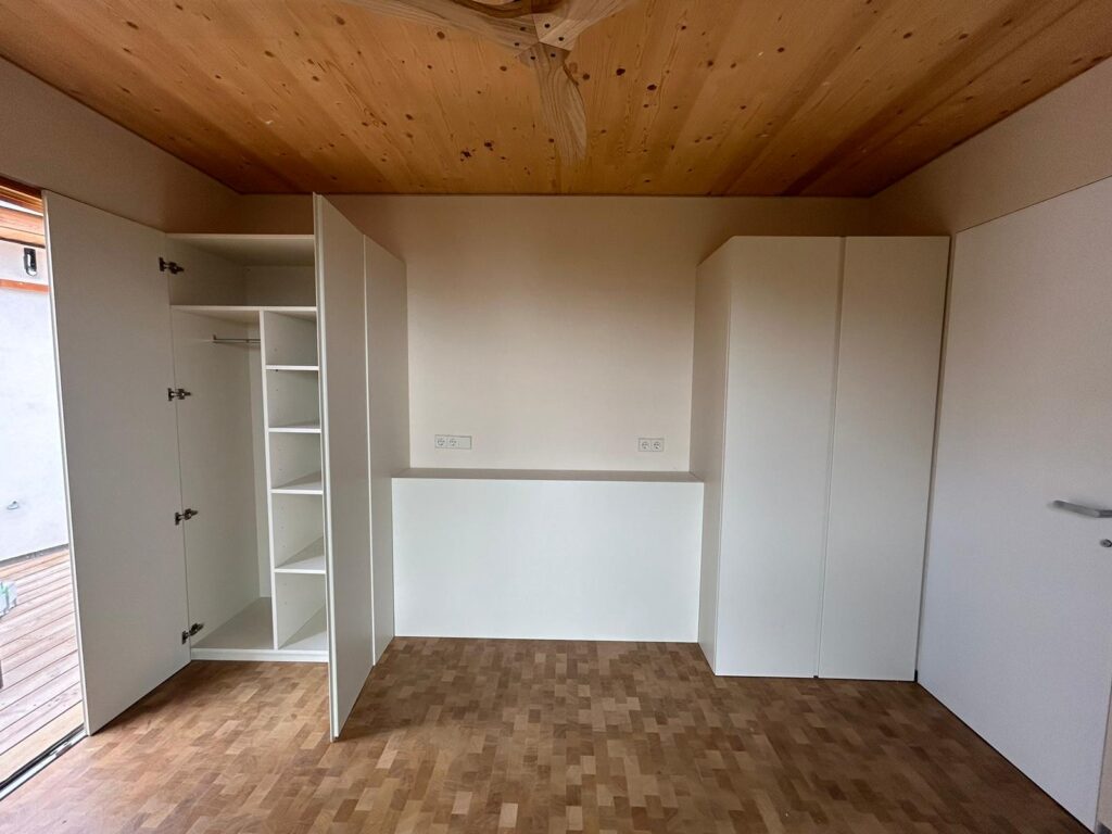 cabecero con armario para dormitorio a medida